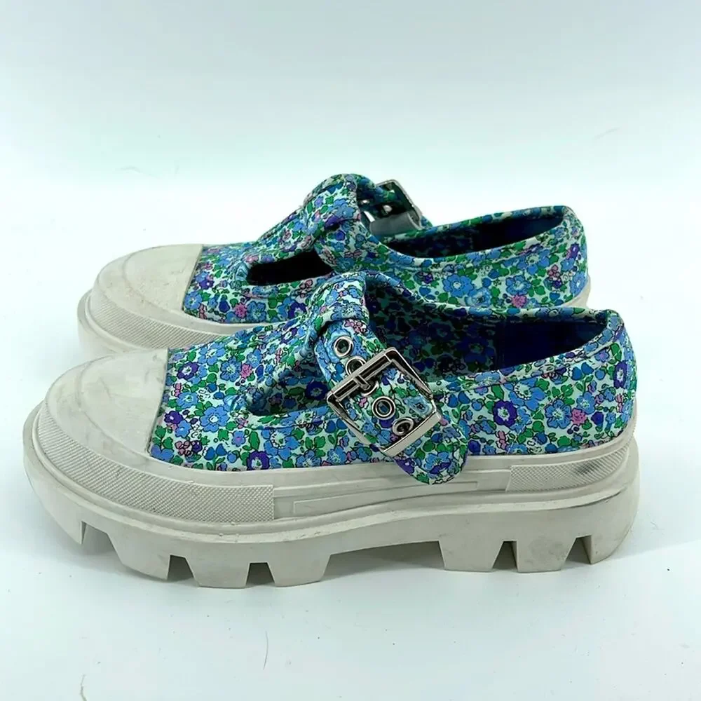 NWOT Jeffrey Campbell Enfance floral print lugged chunky platform Mary Jane’s 6